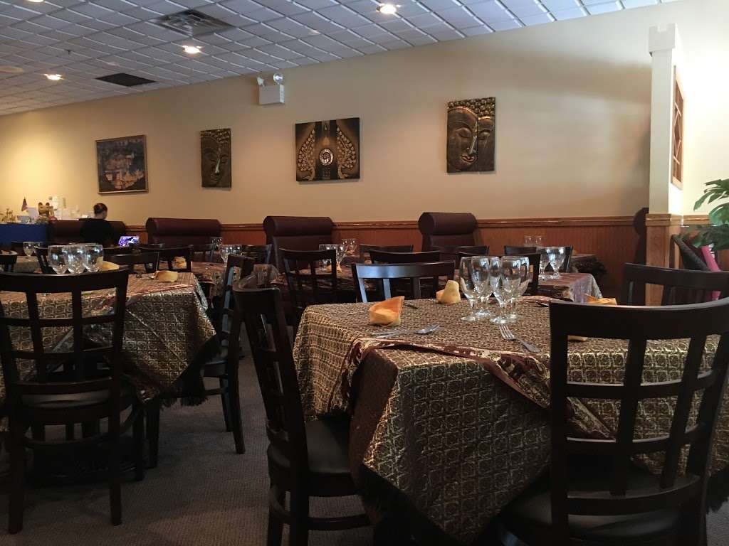 Baan Thai | 4102, 704 W Nields St, West Chester, PA 19382, USA | Phone: (610) 696-0800