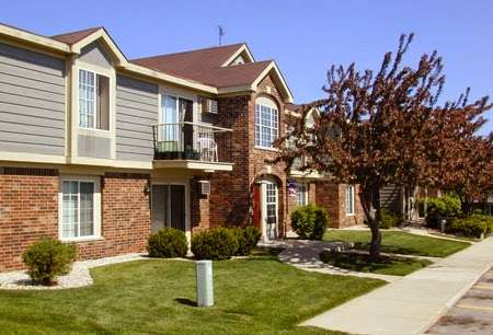 Wood Creek Apartments | 3113 15th St, Kenosha, WI 53144 | Phone: (844) 363-6954