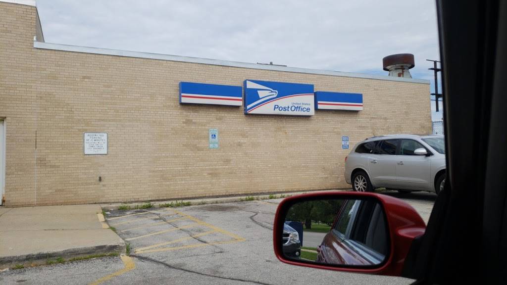 Fred John Station Milwaukee Post Office | Milwaukee, WI 53225, USA | Phone: (414) 466-3738