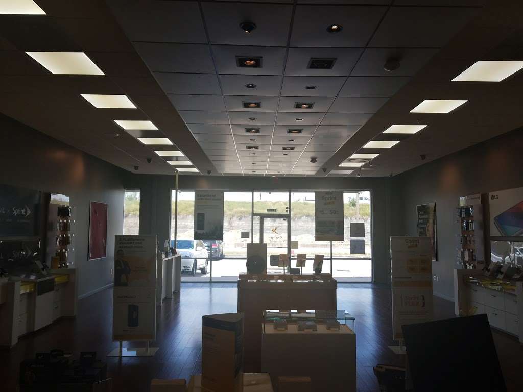 Sprint Store | 19857 Northwest Fwy, Houston, TX 77065 | Phone: (281) 894-1685