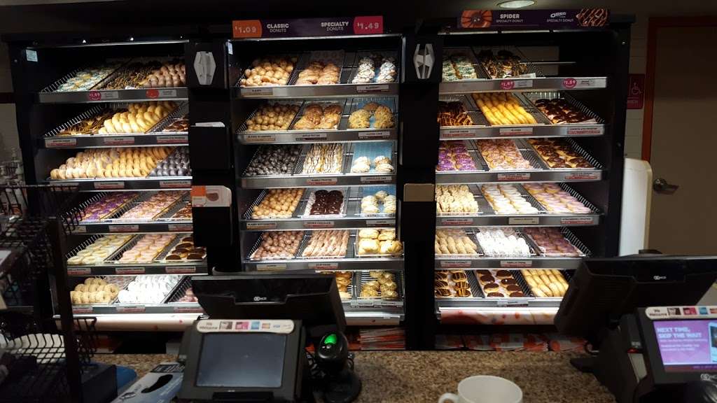 Dunkin Donuts | 1 Cheltenham Dr, Wyomissing, PA 19610, USA | Phone: (610) 927-9960