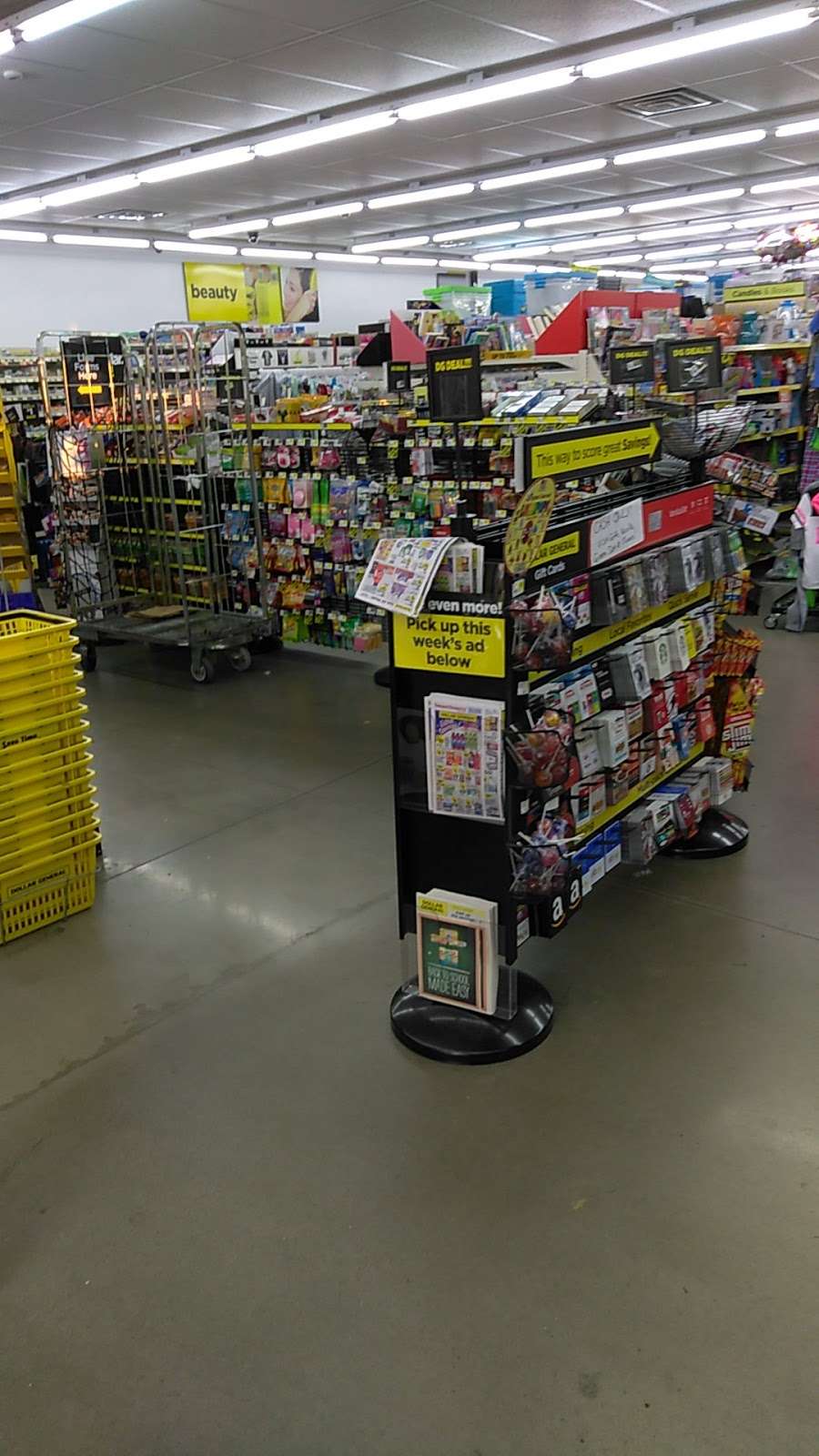 Dollar General | 308 N Main St, Lowell, NC 28098, USA | Phone: (704) 899-5671