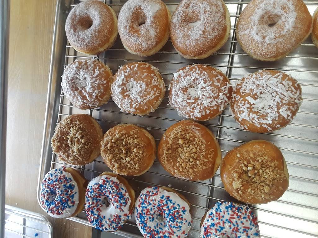 Old Town Donuts | 30 W Shaw Ave, Clovis, CA 93612, USA | Phone: (559) 790-2204