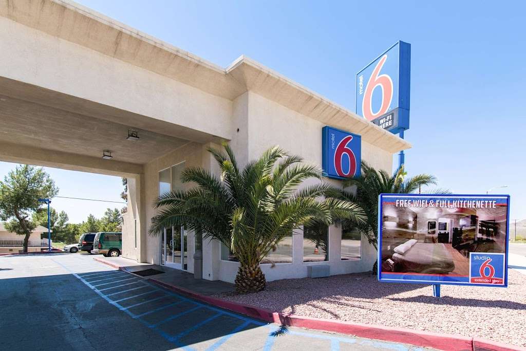 Motel 6 Victorville - Apple Valley | 16868 Stoddard Wells Rd, Victorville, CA 92394, USA | Phone: (760) 596-4000