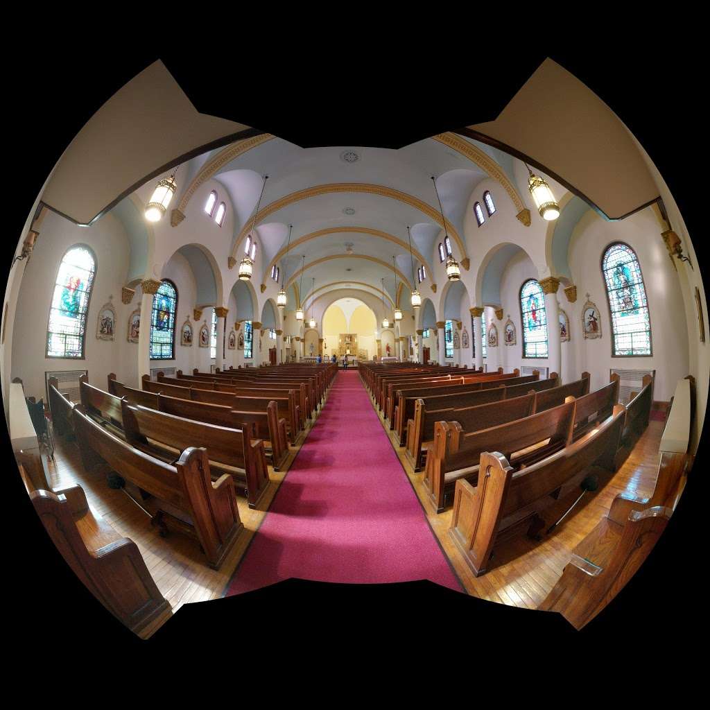 Holy Family Church | 274 Orchard St, Kansas City, KS 66101, USA | Phone: (913) 371-1561