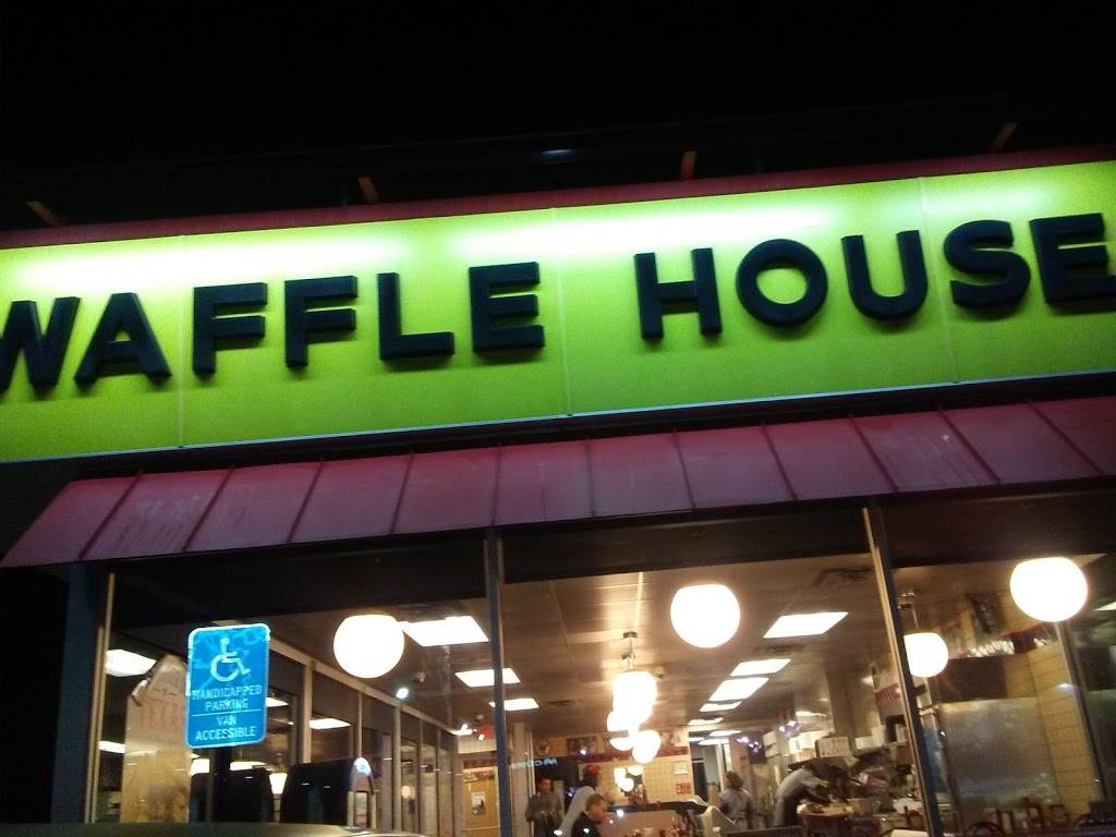 Waffle House | 3610 Madison Pike, Edgewood, KY 41017, USA | Phone: (859) 331-2237