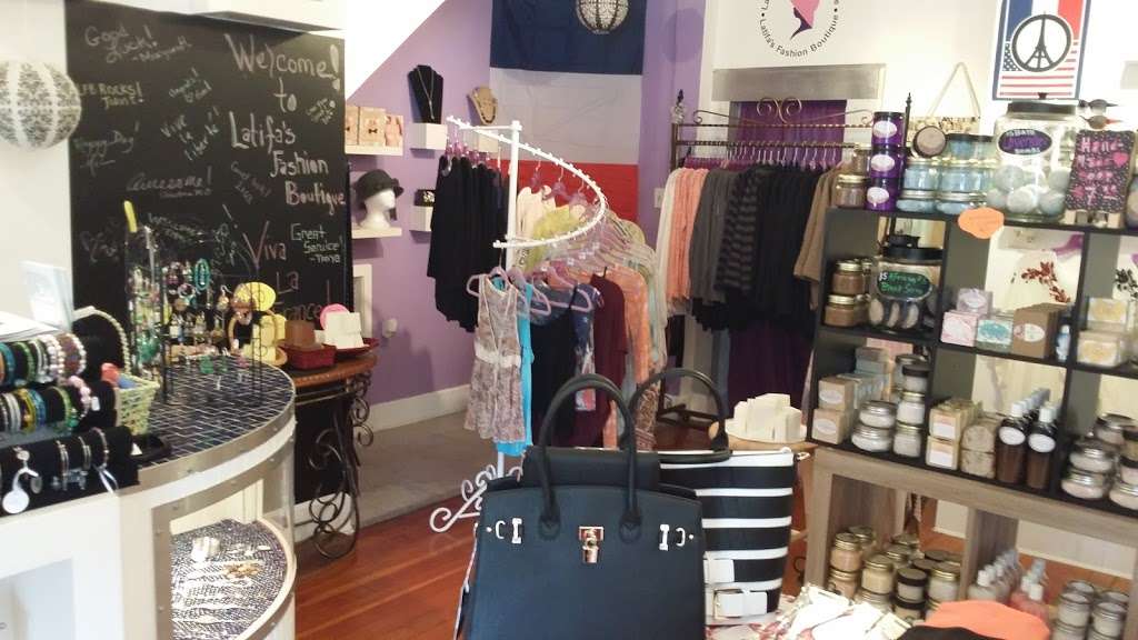 Latifas Fashion Boutique | 29 Race St, Frenchtown, NJ 08825 | Phone: (908) 996-9899