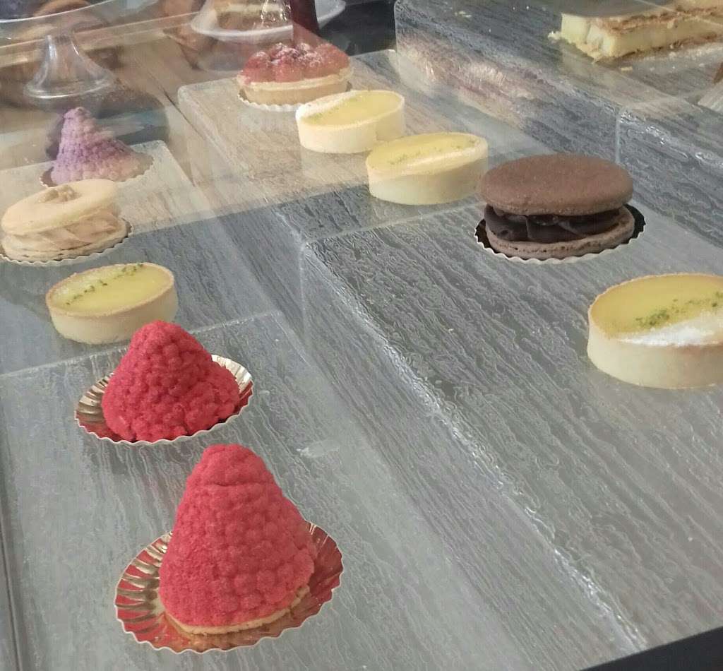 Au Ciel Patisserie | 1a Calton Ave, London SE21 7DE, UK | Phone: 020 8488 1111