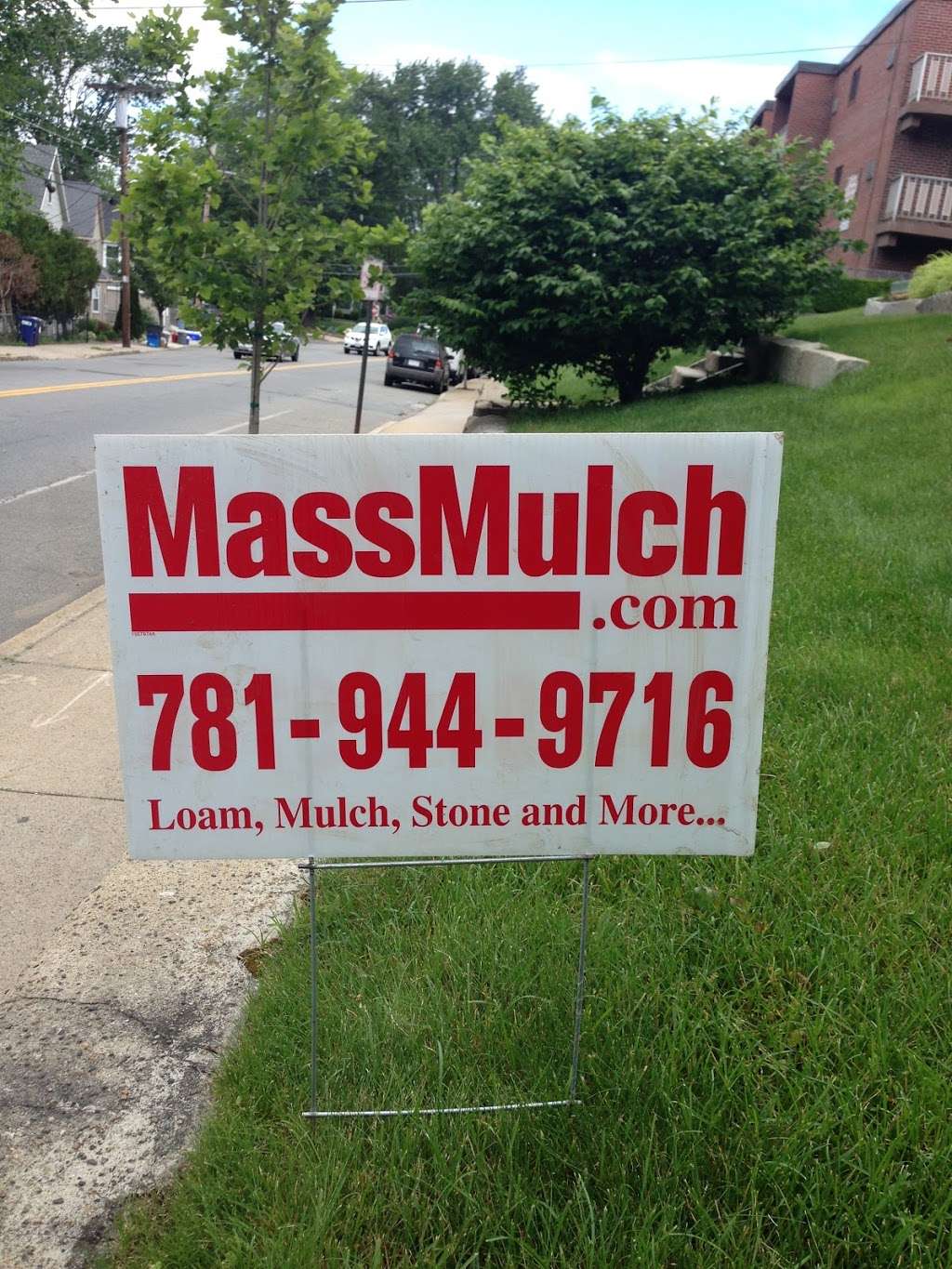 Mass Mulch | 30 Lowell Junction Rd, Andover, MA 01810, USA | Phone: (781) 944-9716