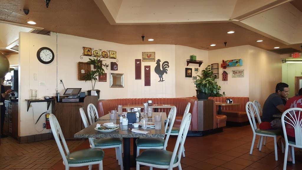 Spires Restaurant | 4309, 22327 S Wilmington Ave, Carson, CA 90745, USA | Phone: (310) 830-8170