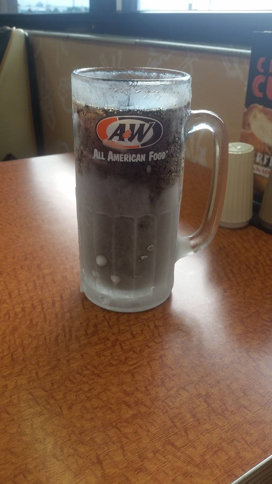 A&W Restaurant | N 1551, Sunset Dr, Lodi, WI 53555, USA | Phone: (608) 592-1551