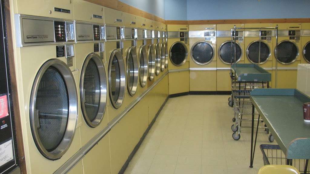 Super Clean Laundromat & Dry Cleaner | 14 Loon Hill Rd, Dracut, MA 01826, USA | Phone: (978) 459-0202