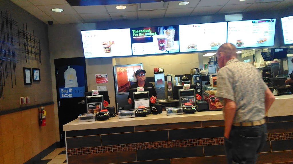 McDonalds | 3700 Mountain Rd, Bernville, PA 19506, USA | Phone: (610) 488-7375