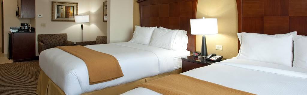 Holiday Inn Express & Suites Austin South-Buda | 15295 I-35, Buda, TX 78610, USA | Phone: (512) 295-8040