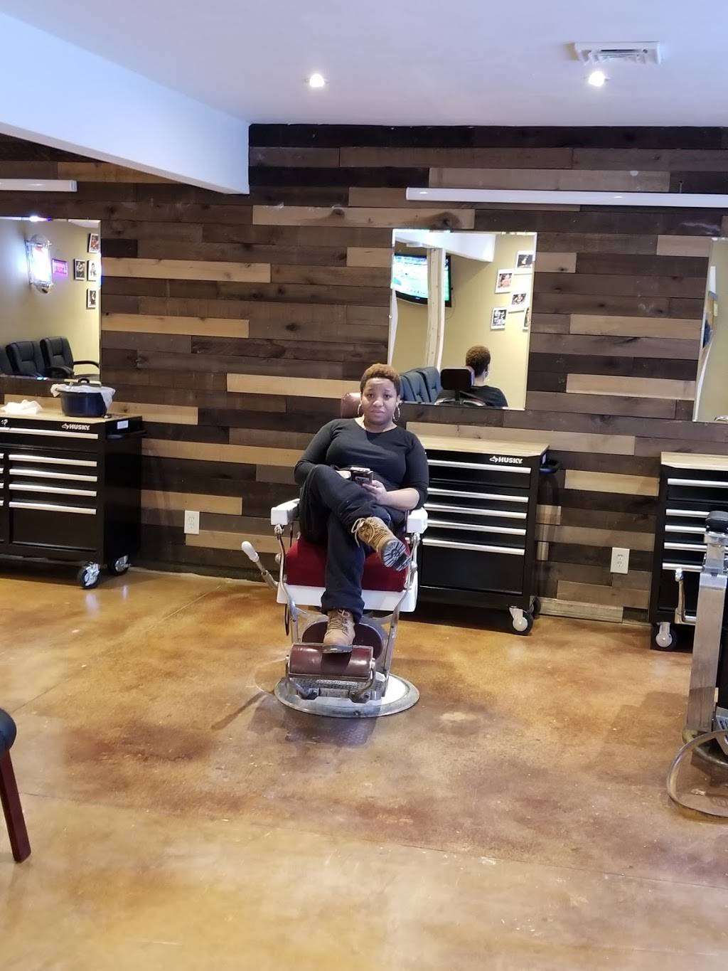 Top of Da line Barbers | 4814 Bond Ave, Alorton, IL 62207, USA | Phone: (618) 671-8388