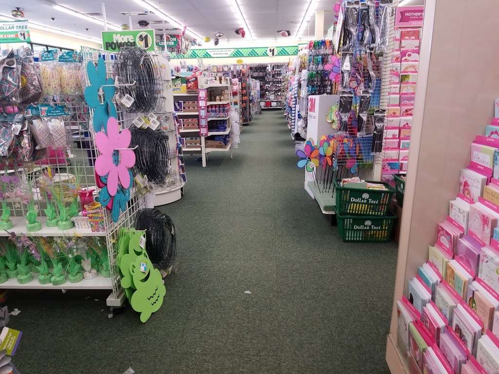 Dollar Tree | 217 Stadium St, Smyrna, DE 19977 | Phone: (302) 223-0067