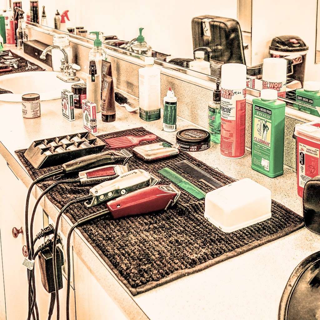 Parker Barbershop | 1740 SE 58th Ave, Ocala, FL 34480, USA | Phone: (352) 540-8205