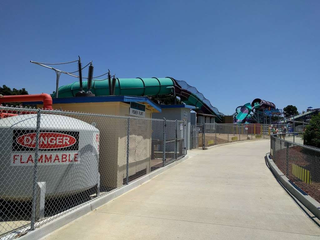 Raging Waters Los Angeles | 111 Raging Waters Dr, San Dimas, CA 91773, USA | Phone: (909) 802-2200