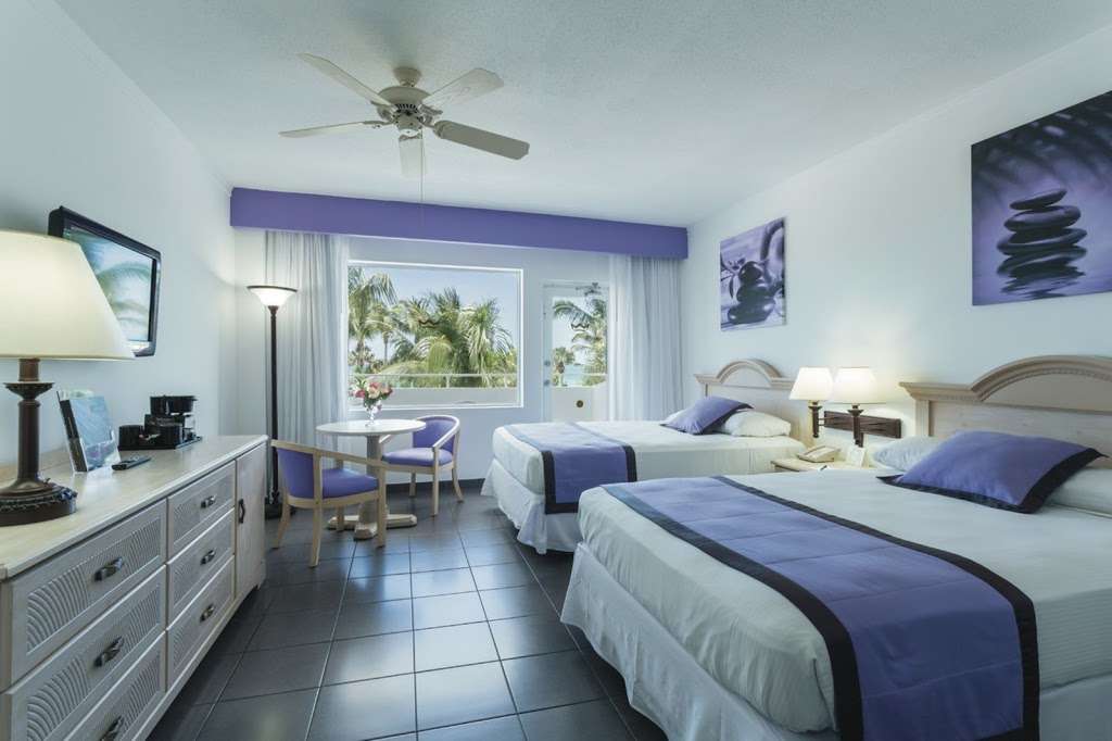 Hotel Riu Plaza Miami Beach | 3101 Collins Ave, Miami, FL 33140, USA | Phone: (305) 673-5333