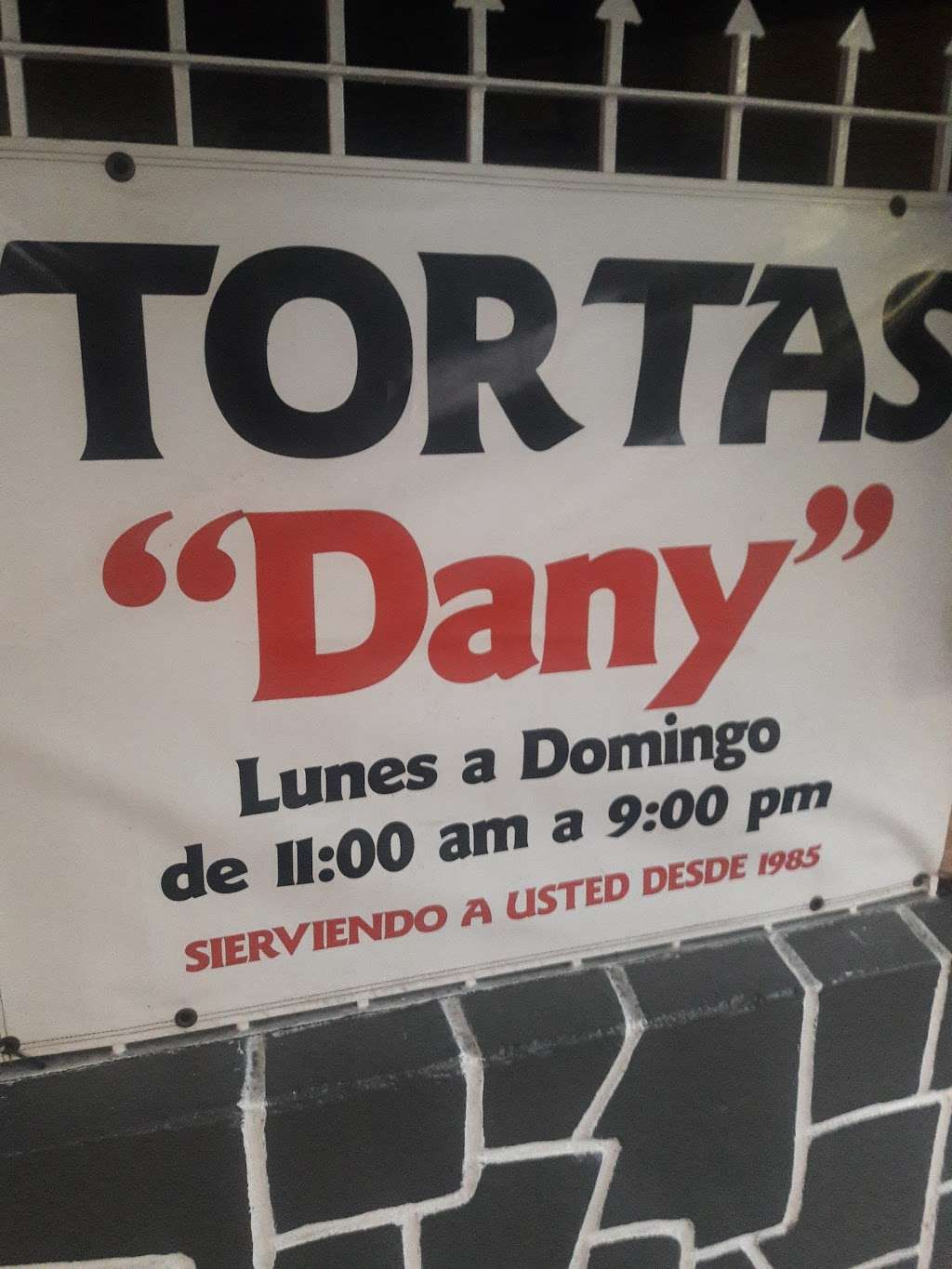 Tortas Danny | Colinas 8922, Valle del Rubi Secc Terrazas, 22637 Tijuana, B.C., Mexico | Phone: 664 637 6685