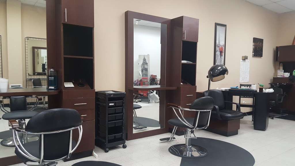 Arlynns Barber Shop | 4740, 939 West E Foothill Blvd, Rialto, CA 92376, USA | Phone: (909) 219-2761