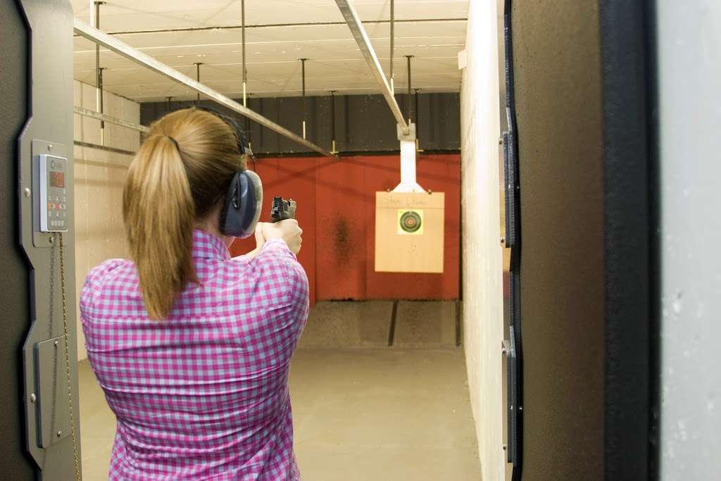 American Firearms School | 5 John L Dietsch Square, North Attleborough, MA 02763, USA | Phone: (508) 695-5869