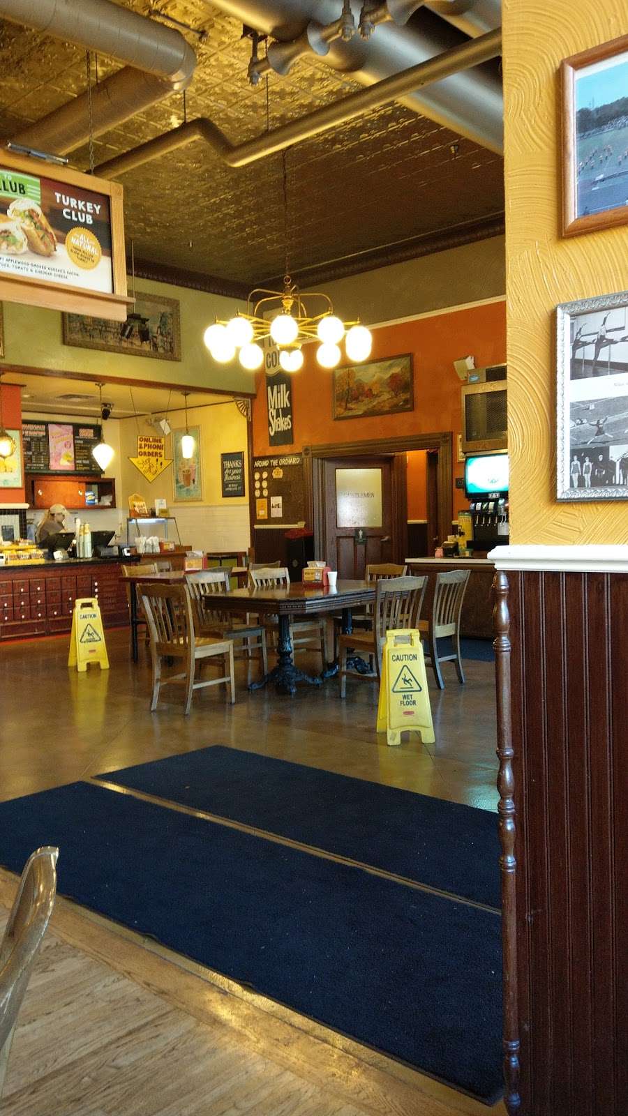 Potbelly | 4999 Old Orchard Rd, Skokie, IL 60077, USA | Phone: (847) 674-4440