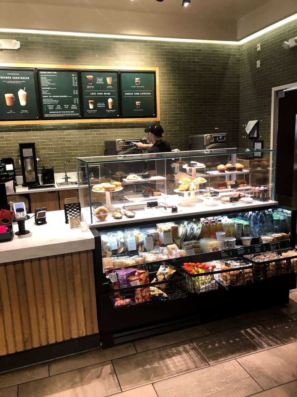 Starbucks | 1035 N Shepherd Dr, Houston, TX 77008 | Phone: (713) 880-4496