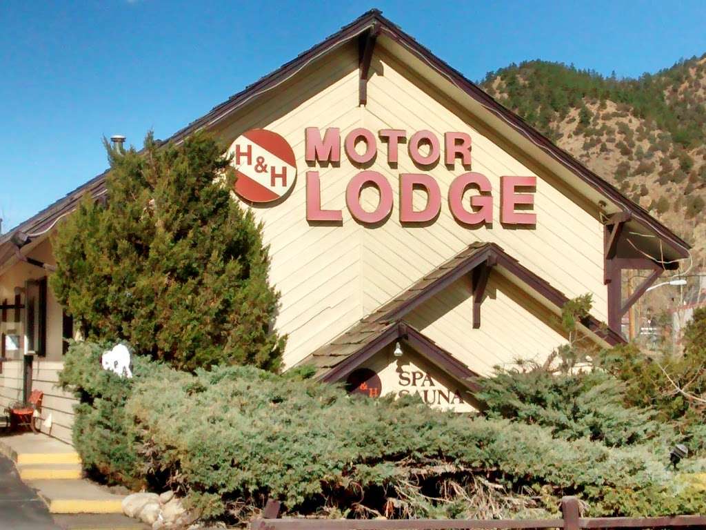H & H Motor Lodge | 2445 Colorado Blvd, Idaho Springs, CO 80452, USA | Phone: (303) 567-2838
