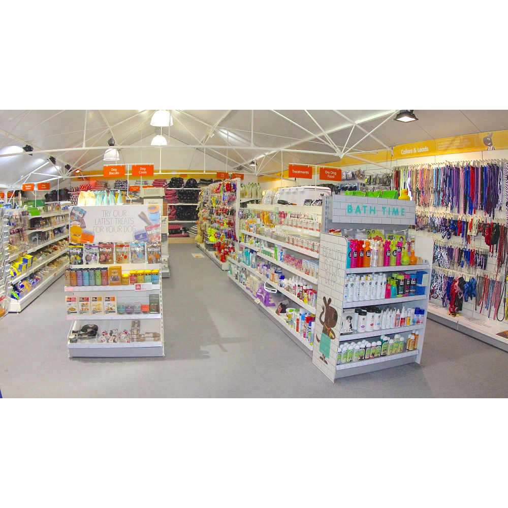 Pets Corner Upminster | Wyevale Garden Centre, Nags Head Ln, Upminster, Romford RM14 1TS, UK | Phone: 01708 371928