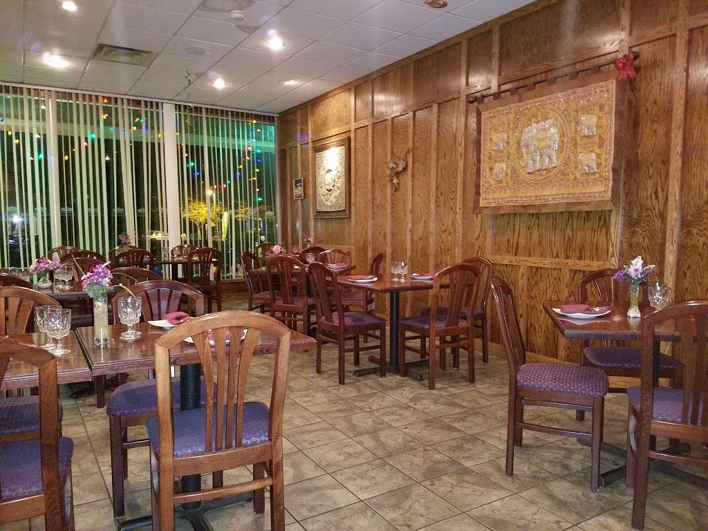Chao Phaya Thai Cuisine | 900 Easton Ave, Somerset, NJ 08873, USA | Phone: (732) 249-0110