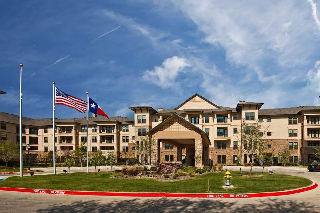 Lakeview at Josey Ranch Senior Living | 2105 N Josey Ln, Carrollton, TX 75006, USA | Phone: (972) 913-2399