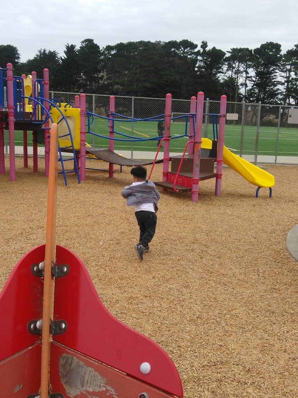 Gellert Park | 50 Wembley Dr, Daly City, CA 94015, USA | Phone: (650) 991-8001