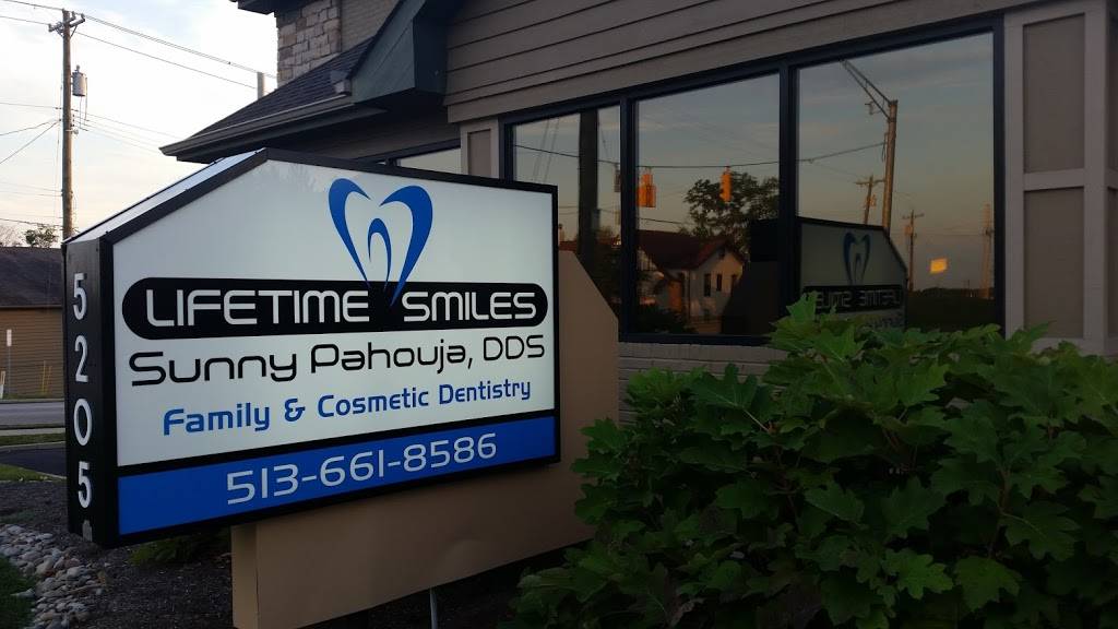 Lifetime Smiles: Sunny Pahouja DDS | 5205 N Bend Rd, Cincinnati, OH 45247, USA | Phone: (513) 661-8586