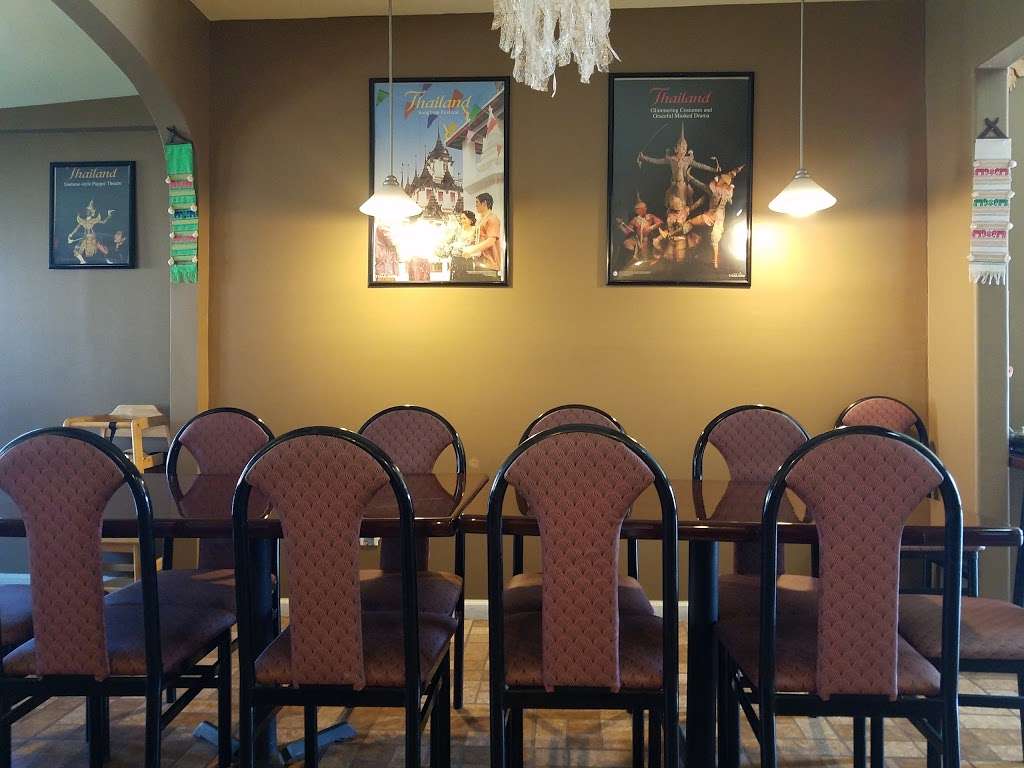 Thai Garden | 3030 Sierra Hwy, Rosamond, CA 93560, USA | Phone: (661) 256-8500