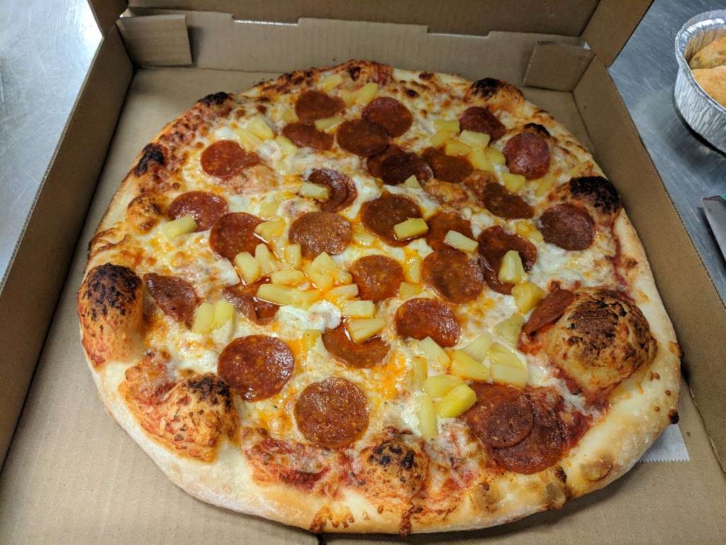 Mikes Famous Pizza | 3700 W Quincy Ave, Denver, CO 80236, USA | Phone: (303) 347-8650