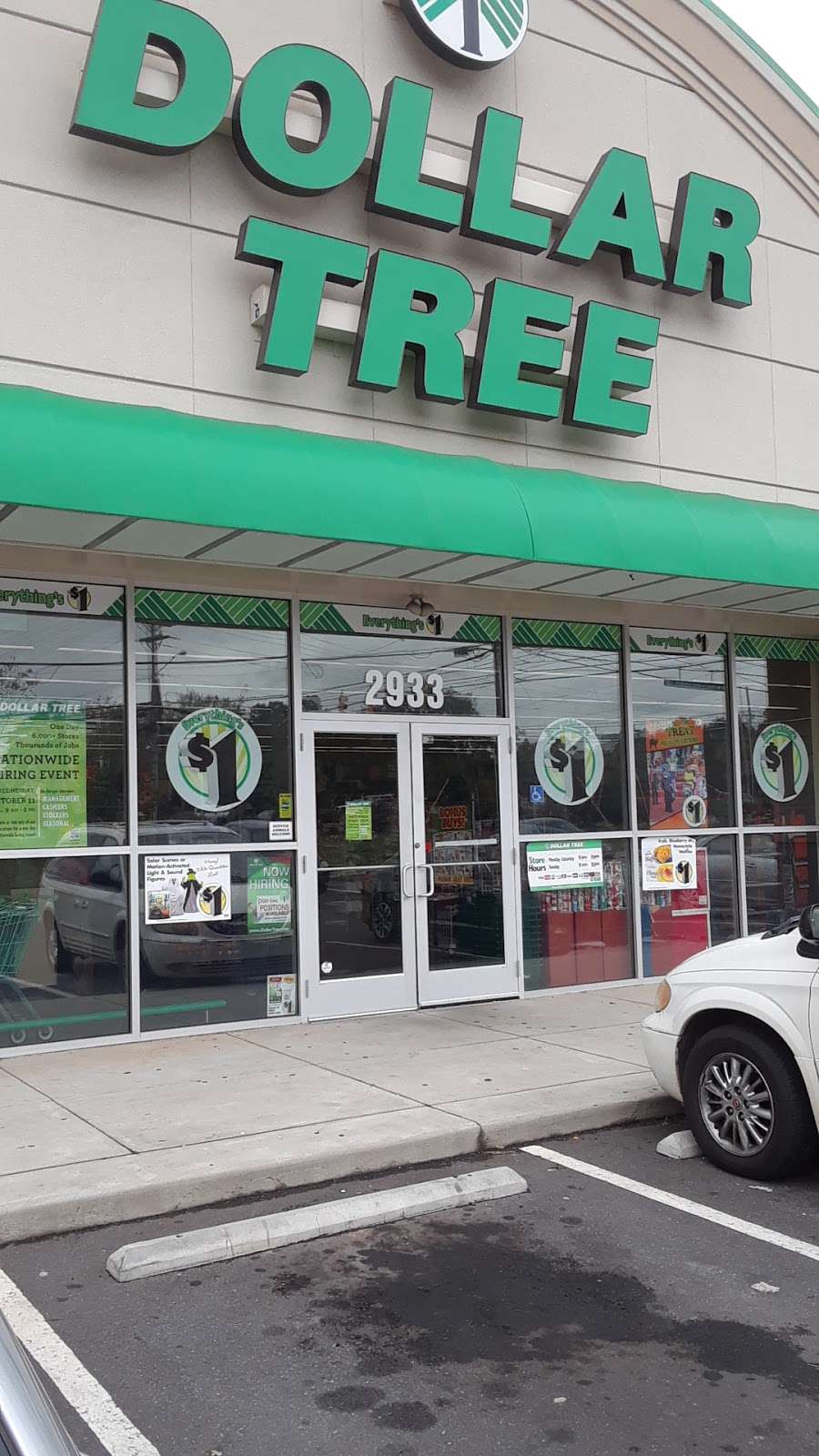 Dollar Tree | 2933 Mt Holly-Huntersville Rd, Charlotte, NC 28214, USA | Phone: (704) 392-0360