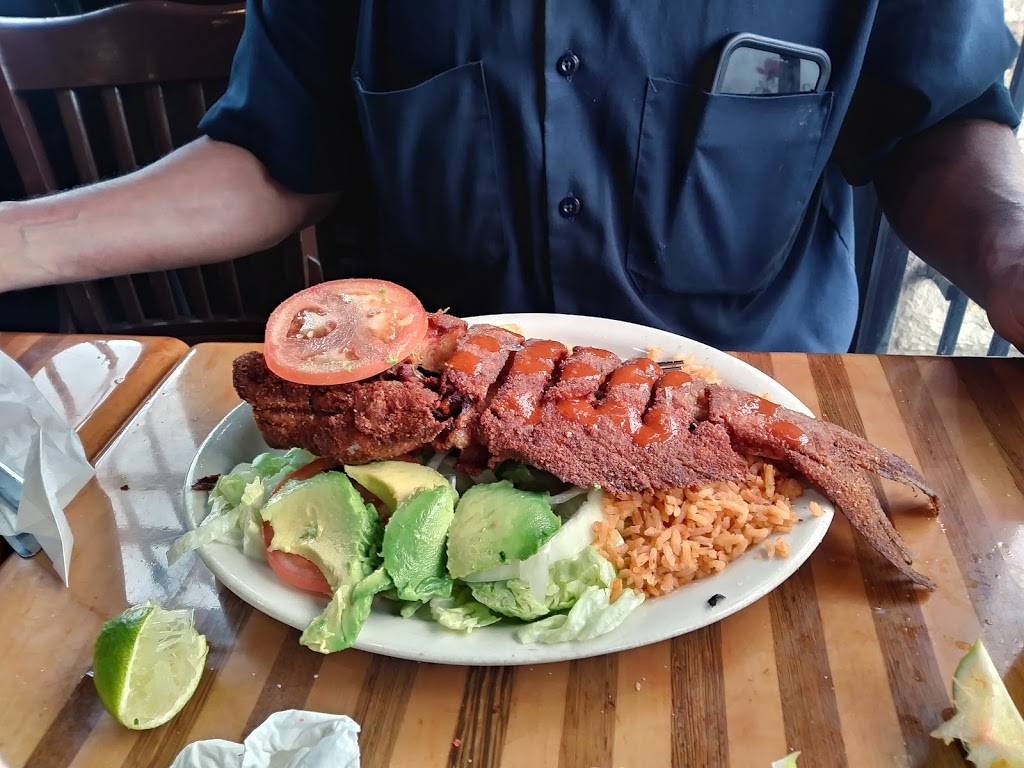 Vallarta Seafood & Grill | 1108 W Seminary Dr, Fort Worth, TX 76115, USA | Phone: (817) 923-9444