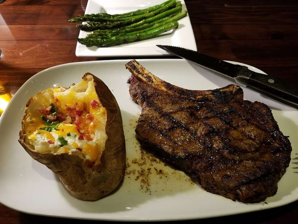 LongHorn Steakhouse | 9625 E County Line Rd, Centennial, CO 80112 | Phone: (303) 649-9477