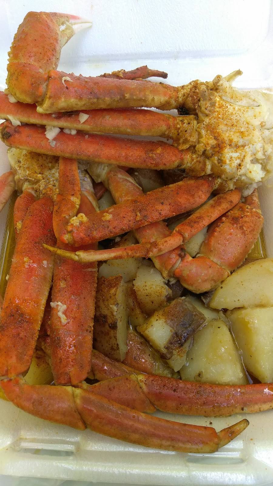 Crab House | 811 Dr. M.L.K. Jr St S, St. Petersburg, FL 33705, USA | Phone: (727) 823-5030