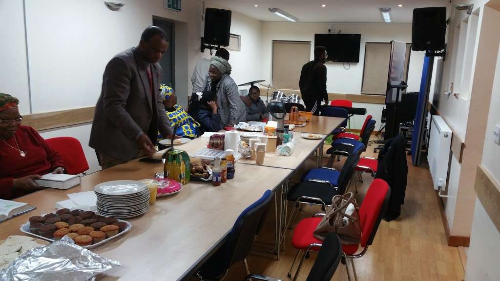 Bellingham Childrens Centre | 109 Randlesdown Rd, London SE6 3HB, UK | Phone: 020 8695 6236