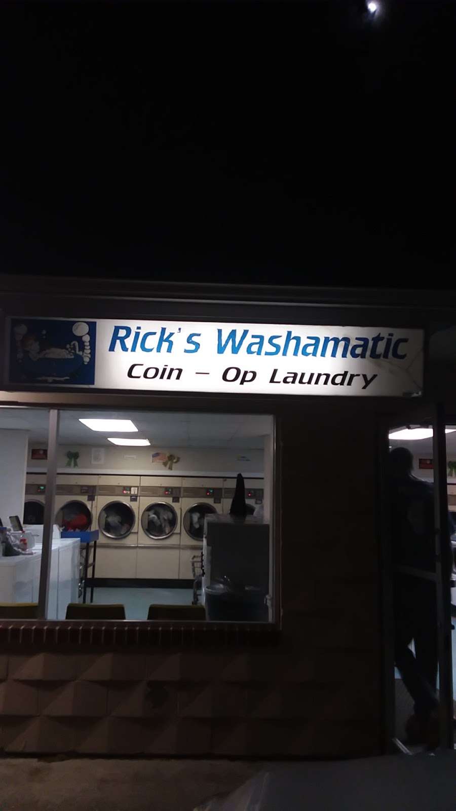 Ricks Washamatic Coin-Op Laundry | 12 Bethany Rd, Selbyville, DE 19975, USA
