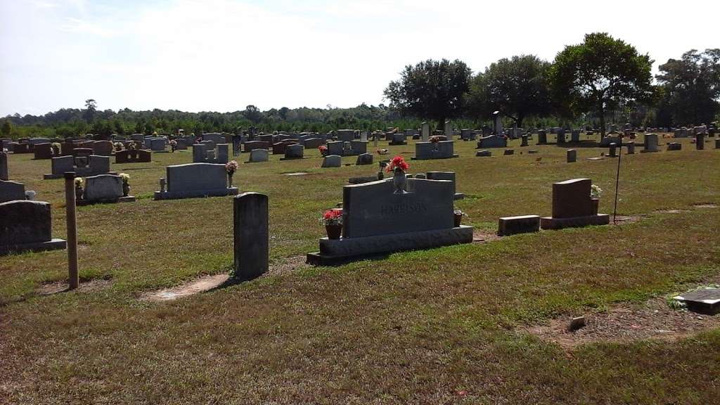 Holly Grove Cemetery – Holly Grove, Texas | County Line Rd S, Livingston, TX 77351, USA | Phone: (936) 685-5143