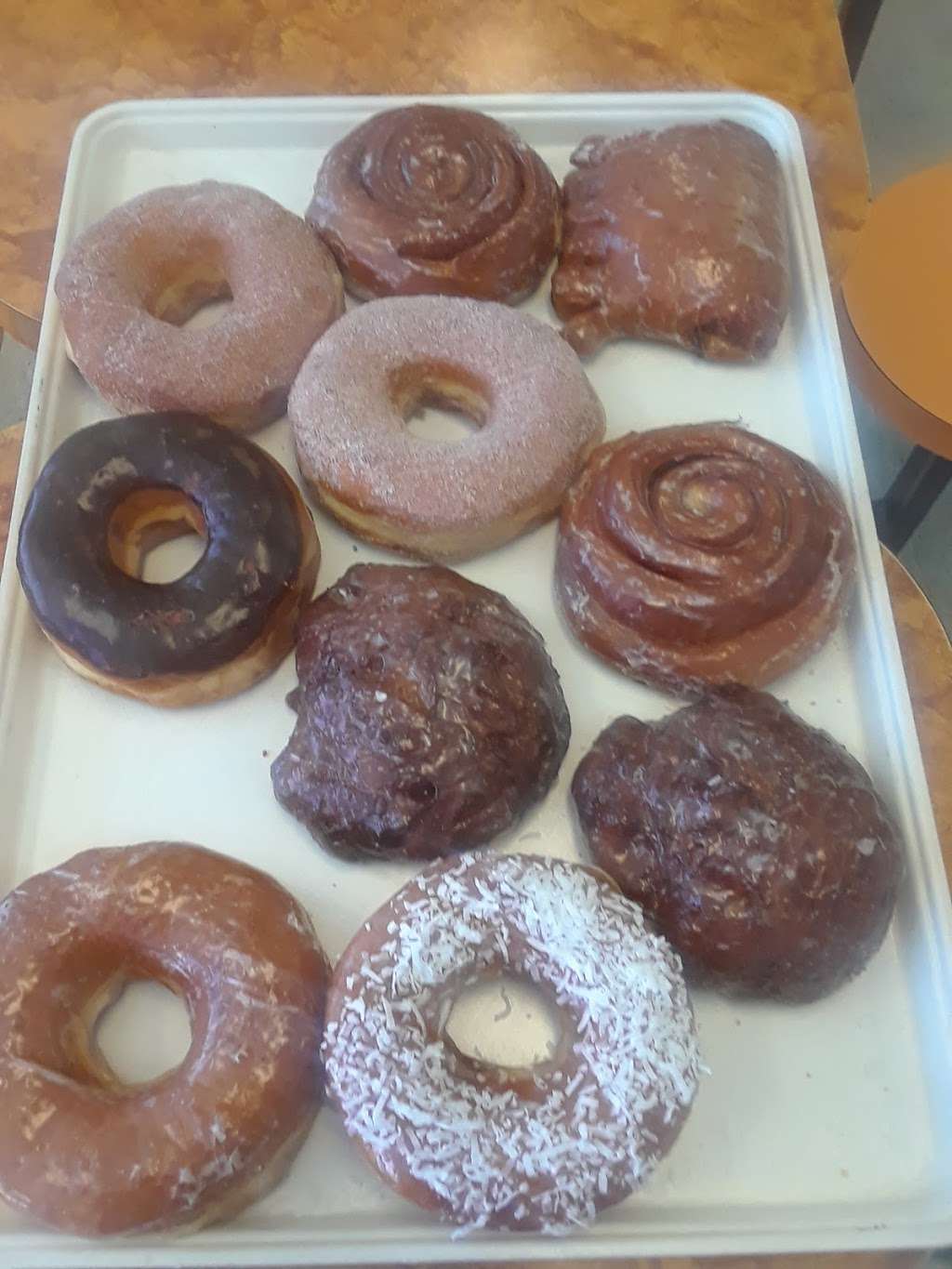 Real Donuts Inc. | 2212 E Cheyenne Ave, North Las Vegas, NV 89030, USA | Phone: (702) 649-6357