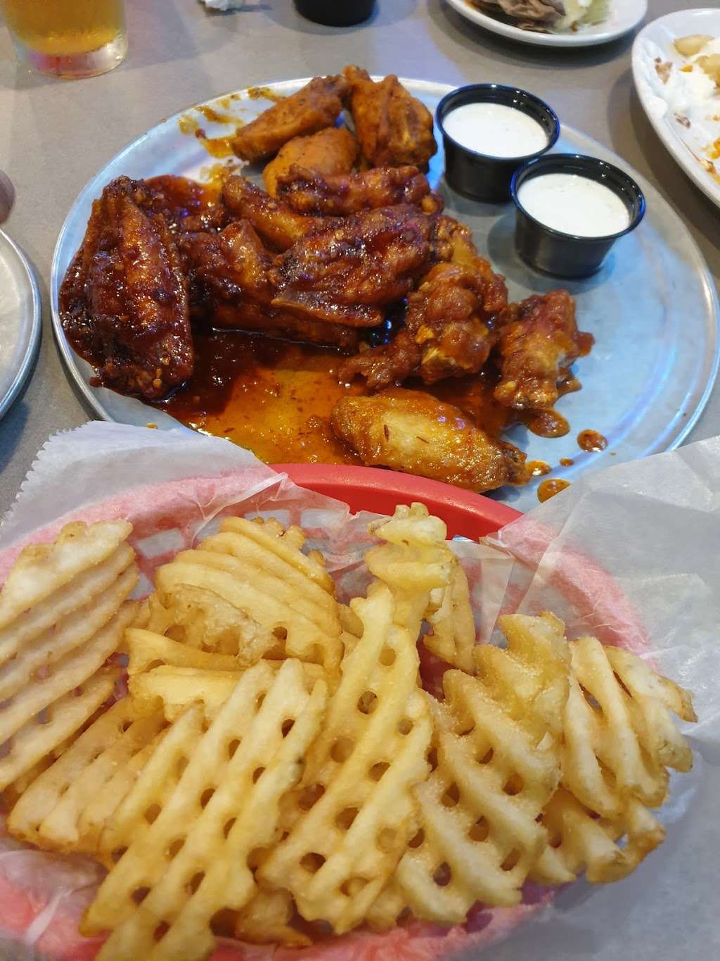 Pluckers | 15651 I-10 W, San Antonio, TX 78249, USA | Phone: (210) 600-9464