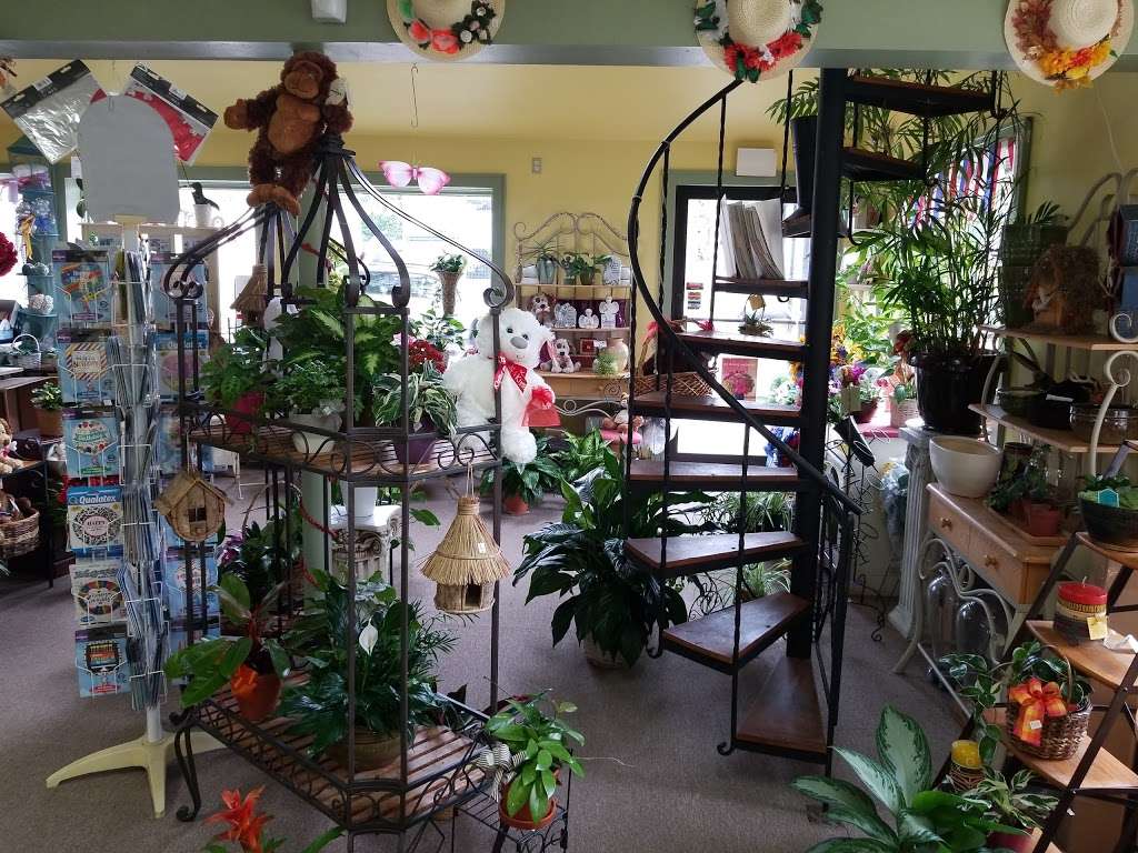 Southside Gardens | 1576 W Oklahoma Ave, Milwaukee, WI 53215, USA | Phone: (414) 647-8202