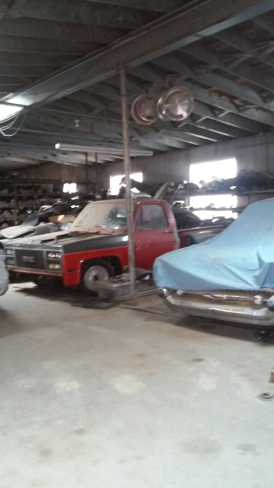 A & A Auto Parts & Salvage | 1300 S Robinson Ave, Oklahoma City, OK 73109, USA | Phone: (405) 236-1675