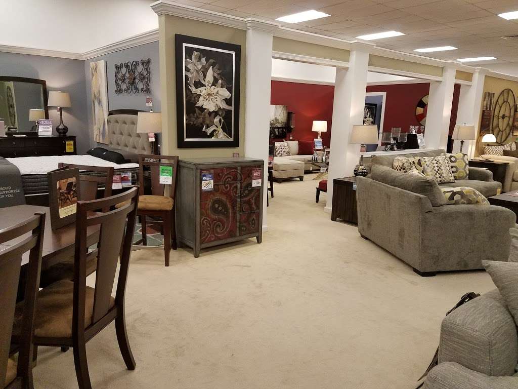 Raymour & Flanigan Furniture and Mattress Store | 629 Snyder Rd, Reading, PA 19605 | Phone: (610) 926-5866