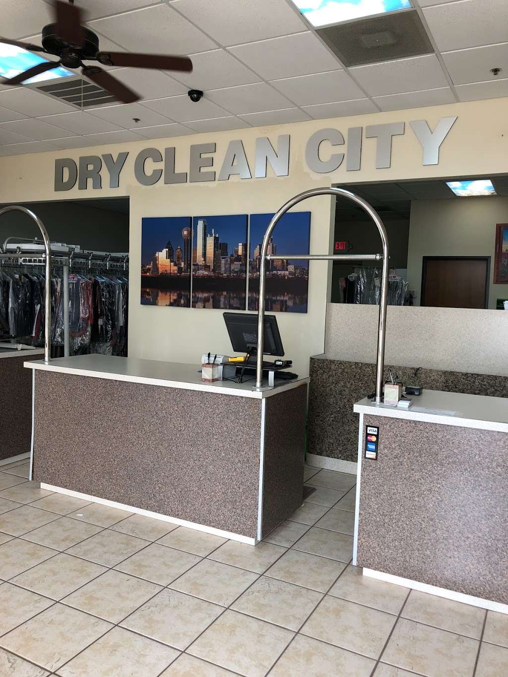 Dry Clean City | 1445 Los Rios Blvd #305, Plano, TX 75074 | Phone: (972) 424-3251