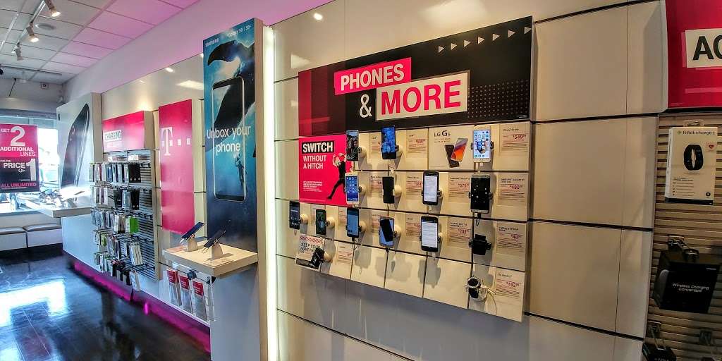 T-Mobile | 1212 El Camino Real Ste K, San Bruno, CA 94066, USA | Phone: (650) 392-3200